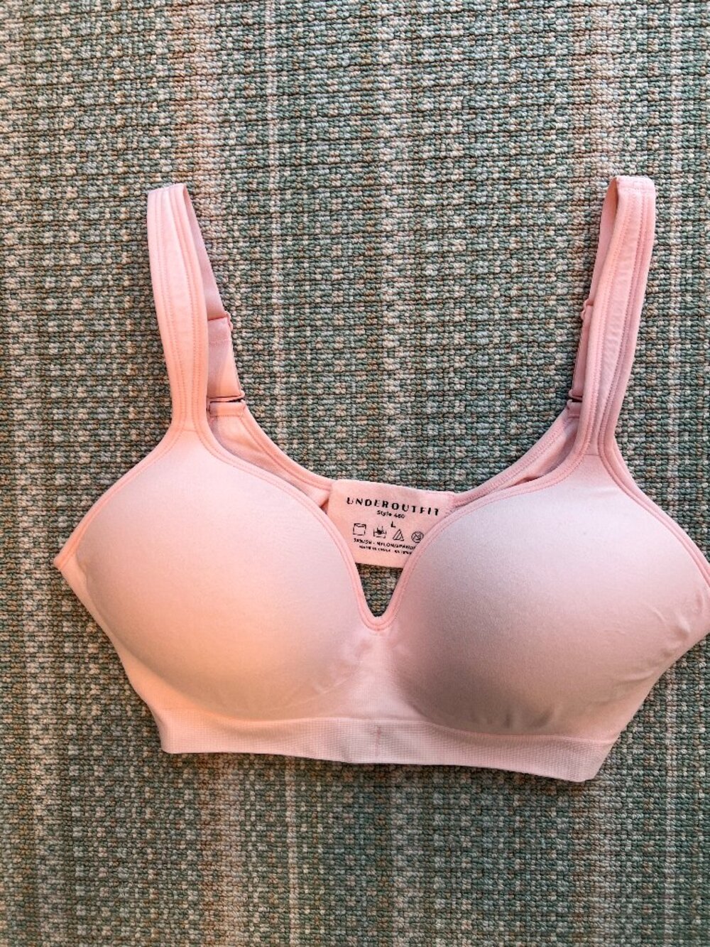 Underoutfit Perfect Neckline Bra size L